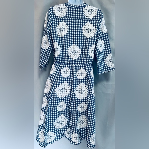 Nimo with‎ Love embroidered dress size M Plaid Blue White Flowers - Picture 2 of 11